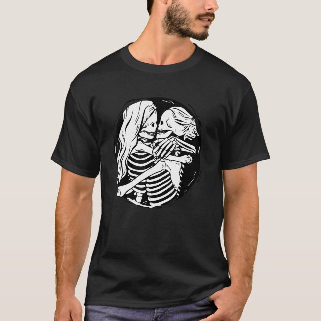 LGBTQ Pride Lesbian Skeleton Halloween Valentine s T Shirt (Framsida)