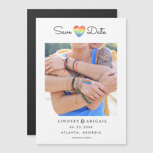 LGBTQ Rainbow Heart Spara datumet med foto Magnetisk Inbjudningskort (Fram/baksida)