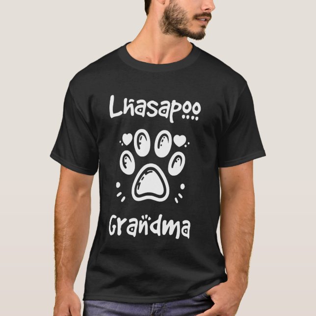 Lhasapoo Mormor Lhasa Apso Poodle Mix Granddog T Shirt (Framsida)