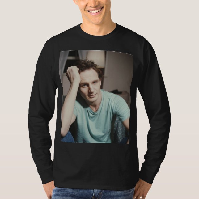 liam neeson young t shirt (Framsida)