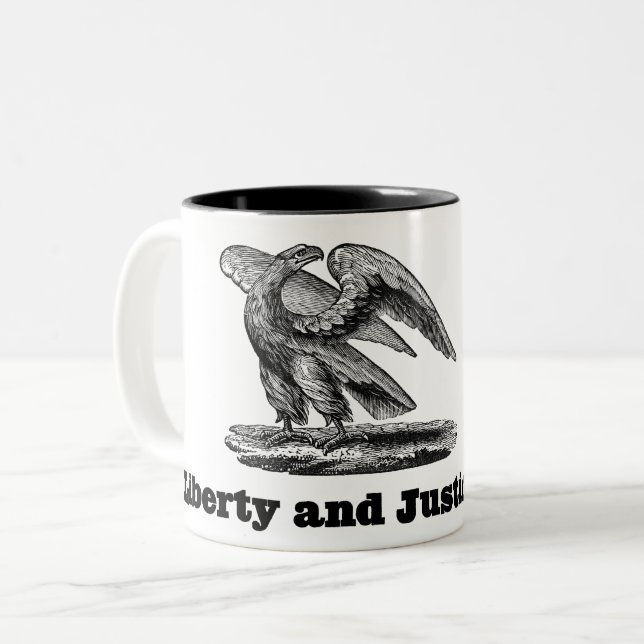 Liberty and Justice Eagle Americana Patriotic Art Två-Tonad Mugg (Framsida vänster)