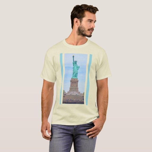 Liberty Enlightening the World Lazarus Poem T Shirt (Hel framsida)