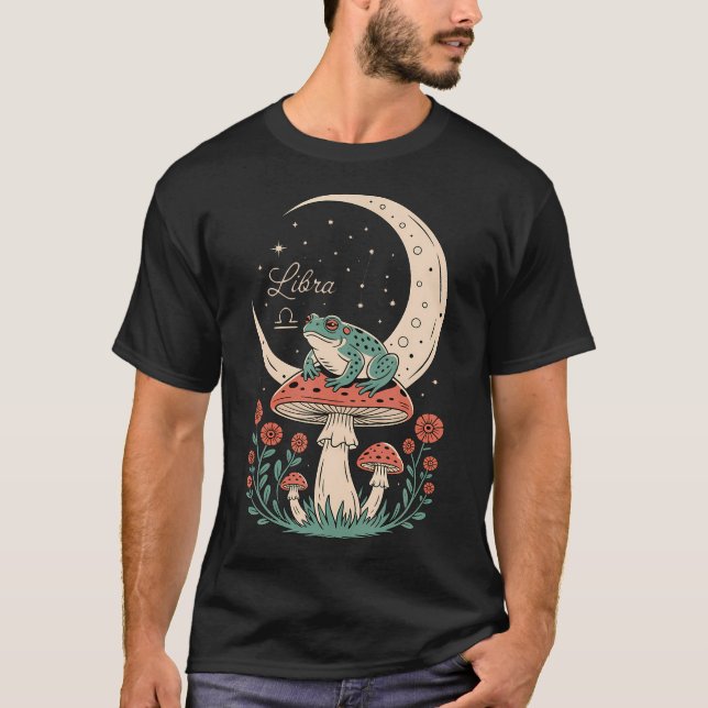 Libra Groda Mån Svamp Kosmisk Harmoni T Shirt (Framsida)