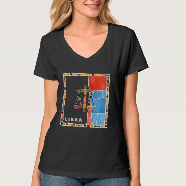 Libra stjärntecken mosaik - harmoni och balans i t shirt (Framsida)