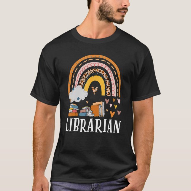 Librarian Rainbow Kärlek Bokar T Shirt (Framsida)