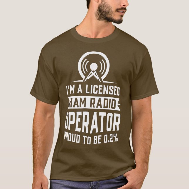 Licensed Ham Radio Operator T Shirt (Framsida)