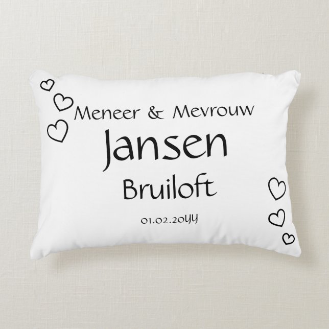 Liefdevol Trouwcadeau – Kussen met Naam en Datum - Prydnadskudde (Framsidan)