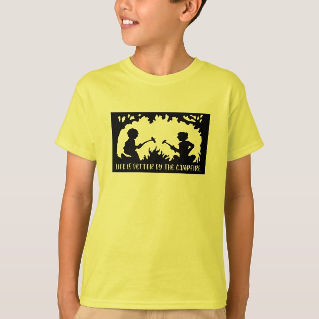 Life Is Better By The Campfire T Shirt (Framsida)