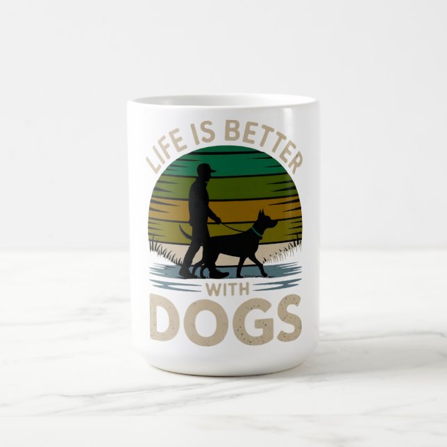 Life Is Better With Dogs Retro Sunset T-Shirt  Kaffemugg (Center)