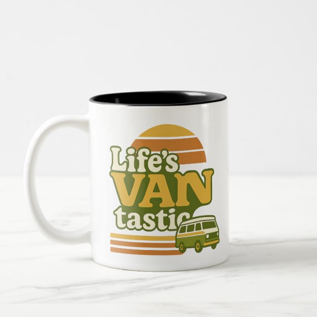 Life's VANtastic Retro 70s Van Graphic Två-Tonad Mugg (Vänster)