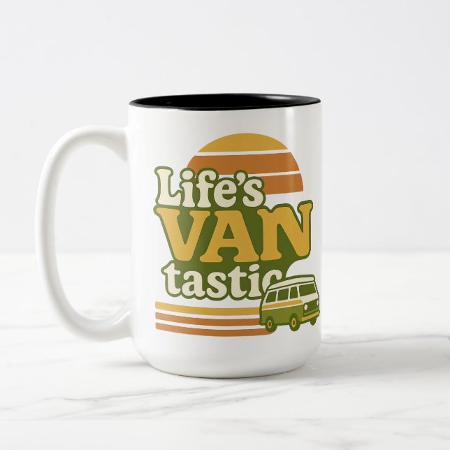 Life's VANtastic Retro 70s Van Graphic Två-Tonad Mugg (Vänster)