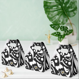 Lifsoffert Black Favor Box av Adiela Akoo Presentaskar