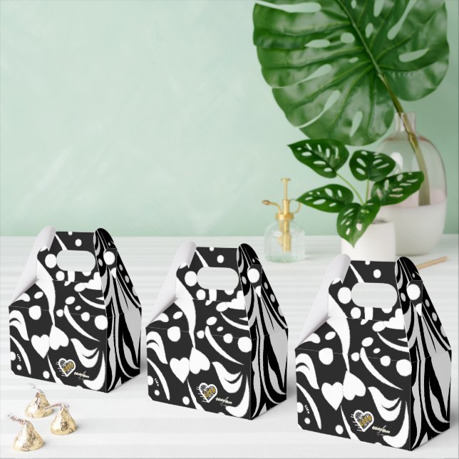 Lifsoffert Black Favor Box av Adiela Akoo Presentaskar (Multipel)