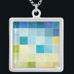 Liggande med flerfärgade pixelrutor silverpläterat halsband<br><div class="desc">Megan Meagher skapat i biet genom att använda en stil som kallas digital pixelgradering. Konstnärer användor datorprogram för att utforma och rita sina delara,  vilket ger imponerande återgivningar av verkliga världsinställningar. Om du kärlek abstrakt,  experimentera den här utskriften åt dig!</div>