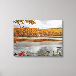 Liggande nordostlig höst canvastryck