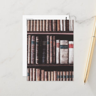 Light Academia Aesthetic bookshelf Vykort