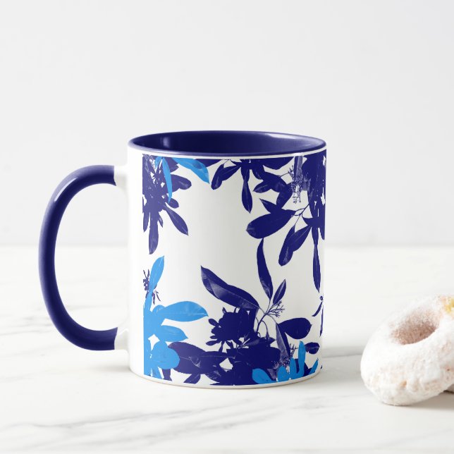 Light Blue and Navy Botanical Mugg (Med munk)