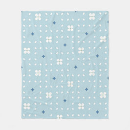 Light blue floral and geometric seamless backgroun fleecefilt