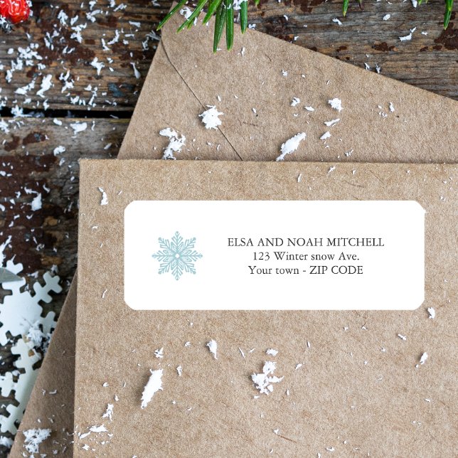 LIGHT BLUE SNOWFLAKE WINTER FAMILY ADRESS RETURADRESS ETIKETT (Skapare uppladdad)
