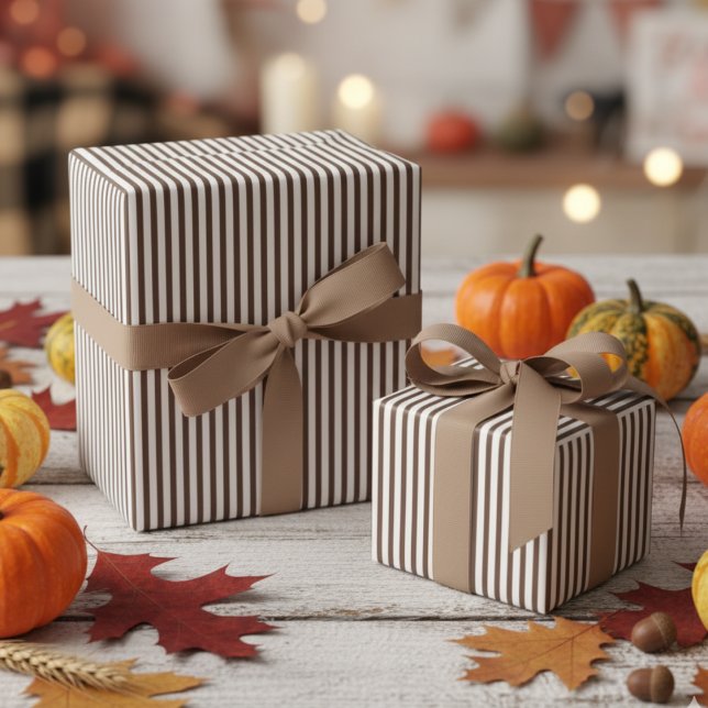 Light Brown and White Rand Mönster Presentpapper (Light Brown Burgundy Wrapping Paper. Trendy Light Brown Blue & White Chic Stripes Pattern for Autumn)