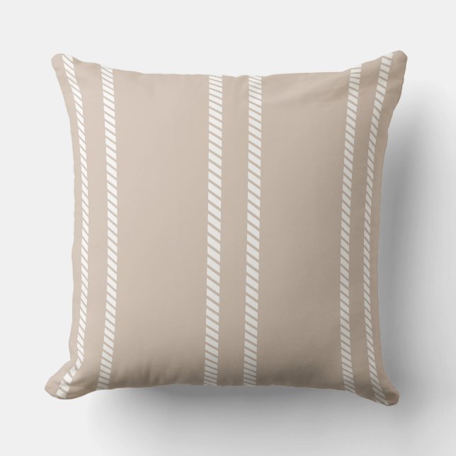 Light Brown with Stripes Throw Pillow Kudde (Framsida)
