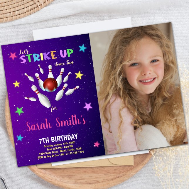 Light Lila Bowling Birthday-inbjudningar med foto Inbjudningar (Light Purple Bowling Birthday Invitations w photo)