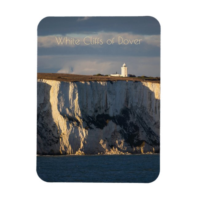 Lighthouse on White Cliffs of Dover, England Magnet (Vertikal)