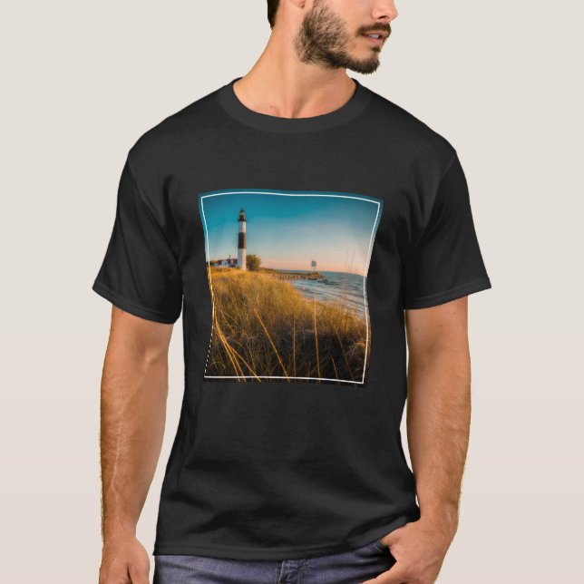 Lighthouses | Big Sable Lighthouse Ludington, MI T Shirt (Framsida)