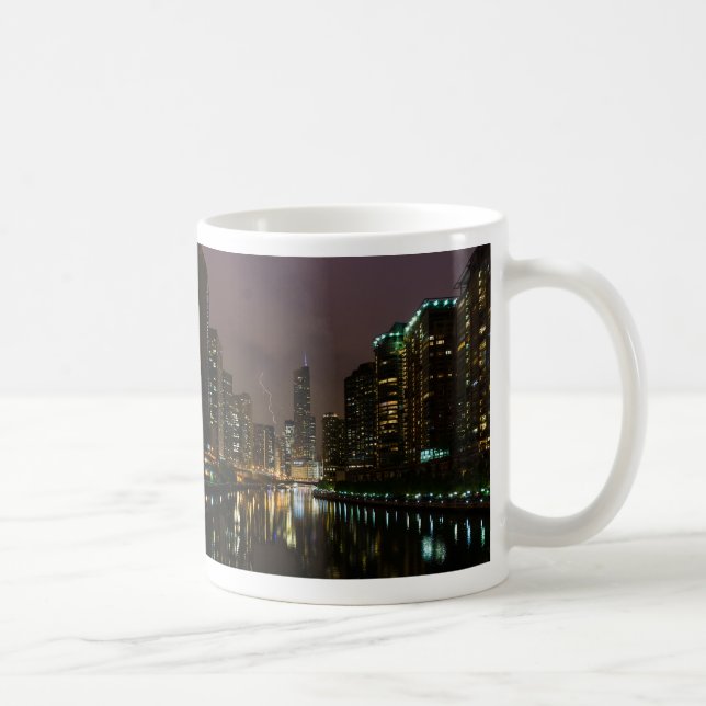 Lightning Strejka Over Chicago River Coffee Mugg (Höger)