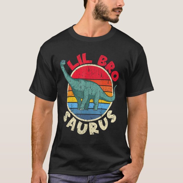 Lil Bro Saurus I Brachiosaurus Diplodocus I Familj T Shirt (Framsida)
