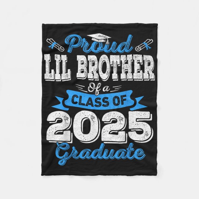 Lil Brother 2025 Studenten Proud Lil Brother Cl O Fleecefilt (Framsidan)