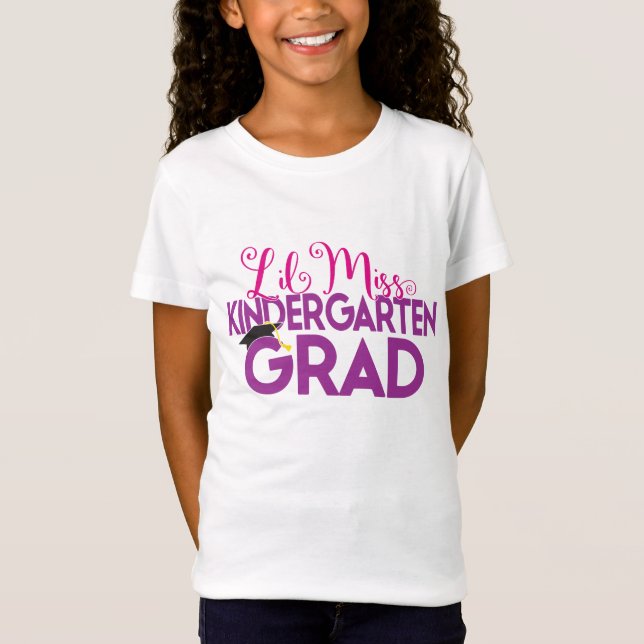 Lil Fröcken dagisstudent - studentenTShirt Tee (Framsida)