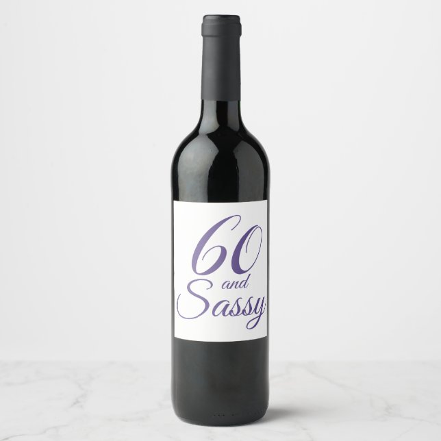 Lila 60 och Sassy Birthday Vinflaska Etikett (Framsida)