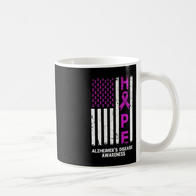Lila Alzheimer Disease Awareness American Flagga Kaffemugg (Höger)