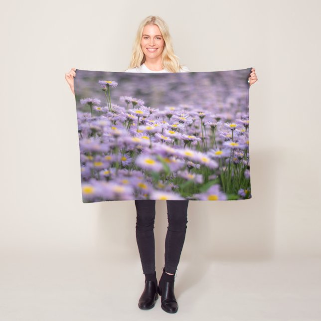 Lila Aster Flowers Fleecefilt (På plats)