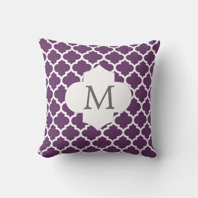 lila av personlig quatrefoil monogram kudde (Framsida)