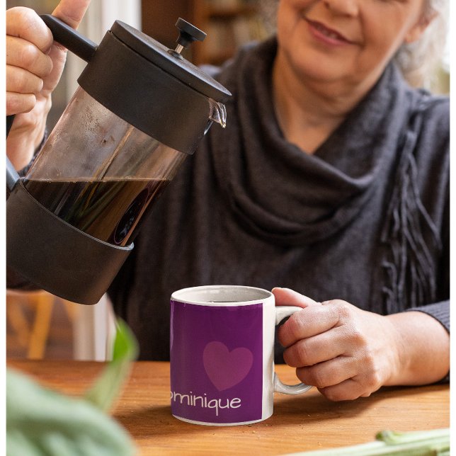 Lila av plommon - Kaffet Mugg med ett hjärta (Skapare uppladdad)