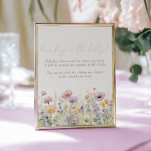 Lila Baby i Bloom Blommigt Wildblomma Belly Game