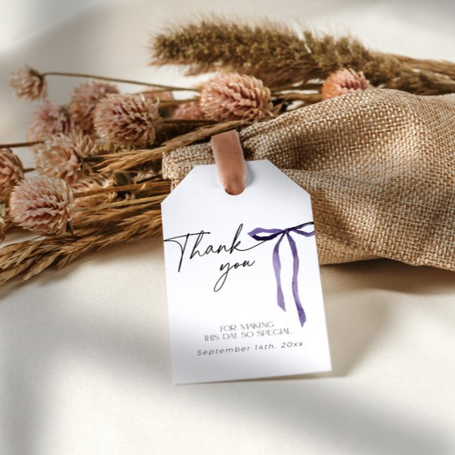 Lila båge som knyter knuten Bröllopsfest Tack Presentetikett (Thank you tag with puple bow)
