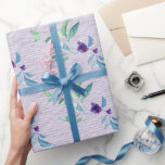 Lila Bär På Lila Grovstrukturpapper Presentpapper<br><div class="desc">Ett vackert presentpapper med lila bär på ett grovstrukturpapper i lila</div>