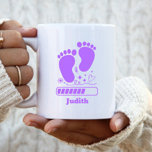 Lila Bebis Laddar Kaffemugg