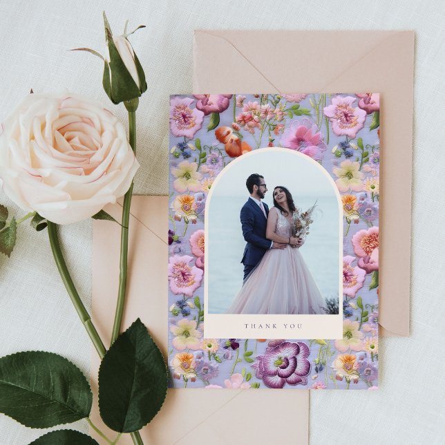 Lila Big Blommigt Embroidery Maximalist Bröllop Tack Kort (Skapare uppladdad)