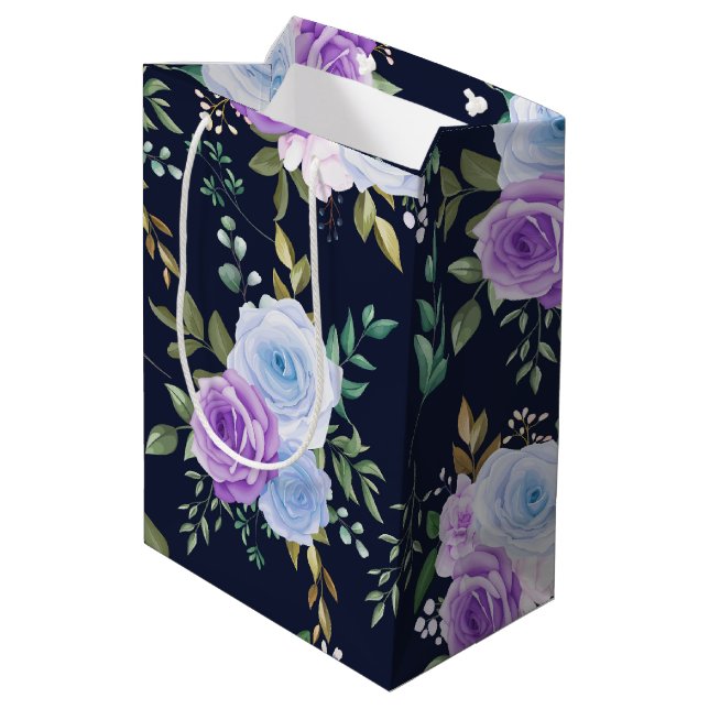 lila blå elegant blommigt svart mark (Baksidan Vinklad)