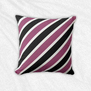 Lila Black Diagonal Rand Kudde