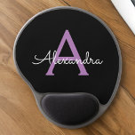 Lila Black Girly Script Monogram Namn Modern Gel Musmatta<br><div class="desc">Lila och svart Monogram Lägg till din egen Namn-muspekare (Mouse Pad). Det gör perfekten söt 16-årsjubileum,  bröllop,  möhippa,  årsdag,  babydusch eller bachelorette-fest för någon som glam lyxen och chic stilar i kärlek.</div>