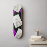 Lila Black Photo Skateboard<br><div class="desc">Anpassa den här bildskärmen med 3 foton. Modern lila och svart design. Gör en underbar gåva. Använda mallen som ska anpassas.</div>