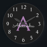Lila Black Script Girly Monogram Namn Stor Klocka<br><div class="desc">Lila och Svart Enkelt skript Monogram Namn Clock. Det gör perfekten söt 16-årsjubileum,  bröllop,  möhippa,  årsdag,  babydusch eller bachelorette-fest för någon som glam lyxen och chic stilar i kärlek.</div>