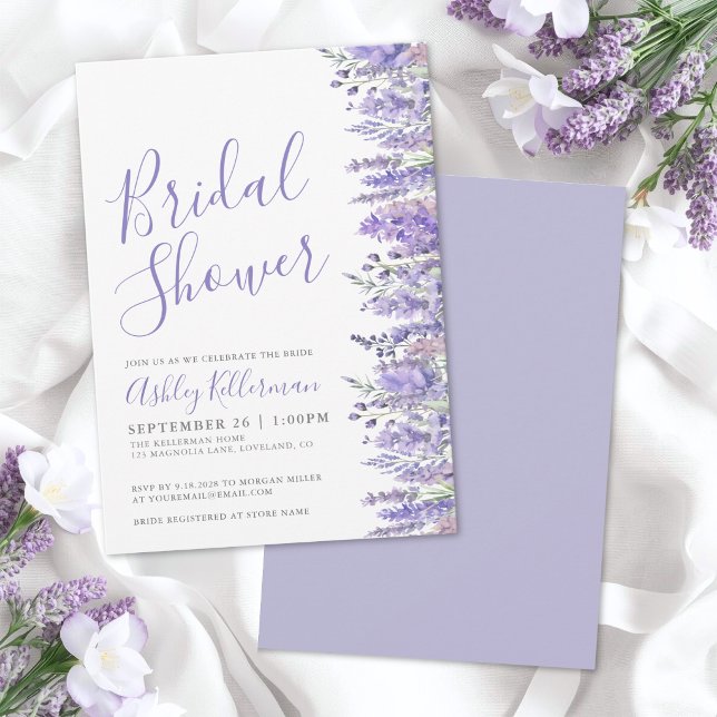 Lila Blommig Bröllopsdusch Inbjudningar (Lavender Purple Floral Bridal Shower Invitation)