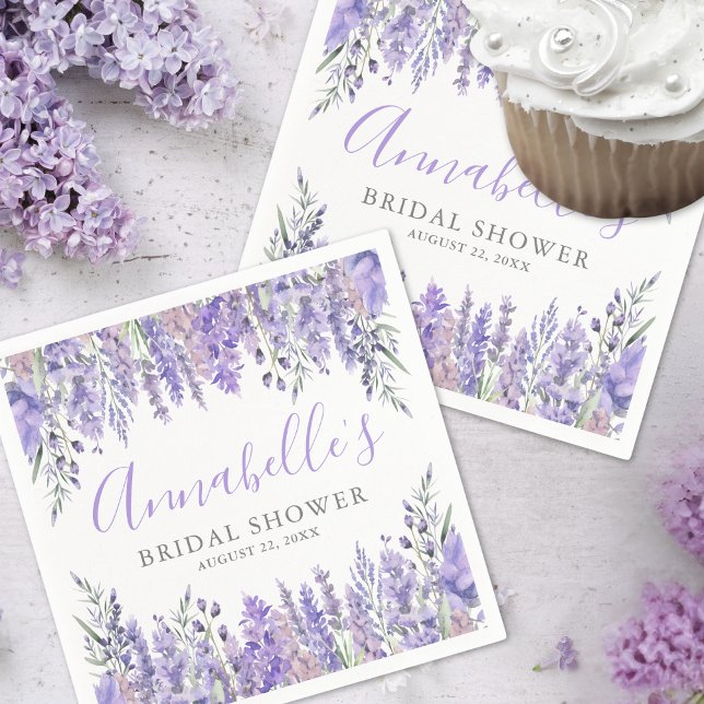 Lila Blommig Bröllopsdusch Pappersservett (Purple Floral Bridal Shower Napkins)