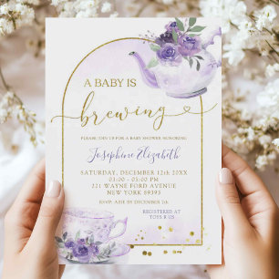 Lila Blommigt Baby Shower Tea Party-inbjudan Inbjudningar